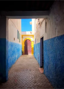 una strada della medina di rabat capitale mondiale del libro 2026 licenza cc