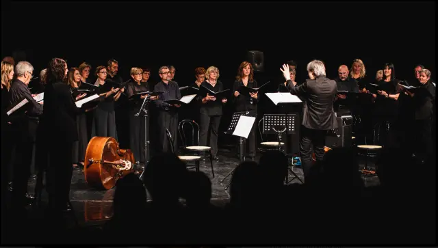 coro attuale dell'Accademia di Stefano Tempia da cui è tratto il libro Il tempo di Stefano