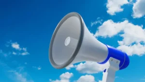 megafono per leggere o pronunciare discorsi a voce alta
