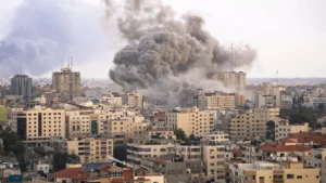 Israeli airstrike on Gaza Strip during Gaza War 23-25 foto di Jaber Jehad Badwan licenza CC