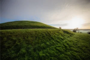 solstizio d'inverno il megalite a Newgrange in iralnda