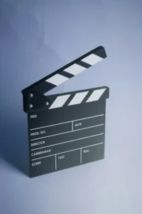 ciak cinematografico per citazioni dai film Foto di Irham Setyaki su Unsplash