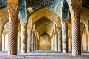 Veduta interna della moschea Vakil a Shiraz, Iran