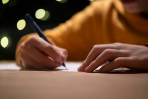 scrittura a mano il libro scritto in prima persona