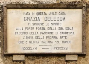 lapide con scritta sulla sua casa