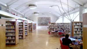 Interno della Biblioteca San Giorgio di Pistoia.