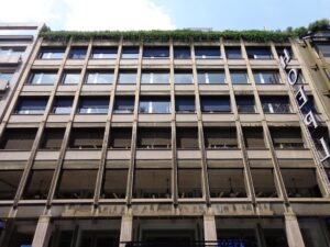 Milano, edificio per uffici in via Ulrico Hoepli 5