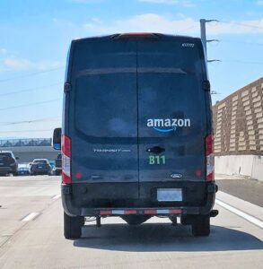 Furgone Amazon Delivery