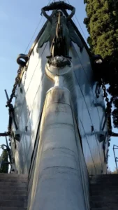 la regia nave Puglia vista di prua