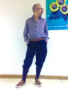 Marco Ardemagni indossa i pantaloni alla zuava.