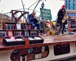 Un evento musicale sul tetto della barca
