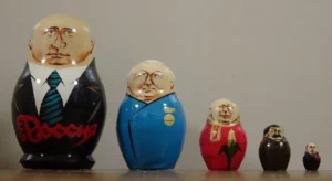 Matrioska raffigurante i leader Russi