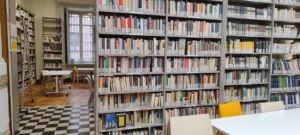 Interno della Biblioteca Alliaudi di Pinerolo