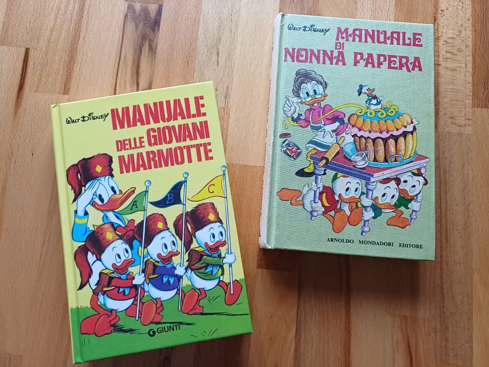 Il Manuale delle Giovani Marmotte e il Manuale di Nonna Papera.