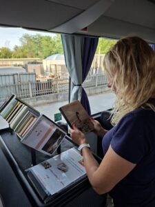 A km 0 la libreria che viaggia in autobus