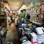 libreria acqua alta Venezia interni