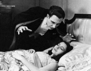 L'attrice messicana Lupita Tovar e l'attore spagnolo Carlos Villarías in una foto promozionale per il film Dracula (1931).